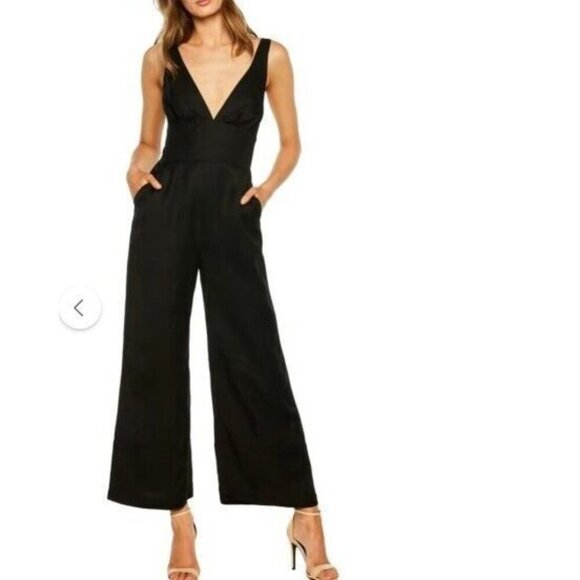 Bardot Lola Jumpsuit Size 4 XS NWT Plunging Neckline Black Wide Leg Event - Picture 1 of 13